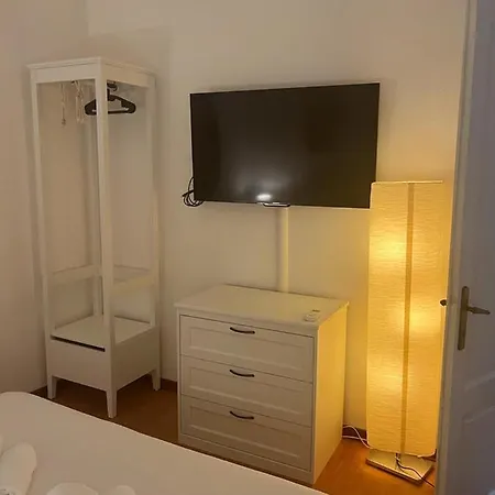 Apartment Dormitrieste Life